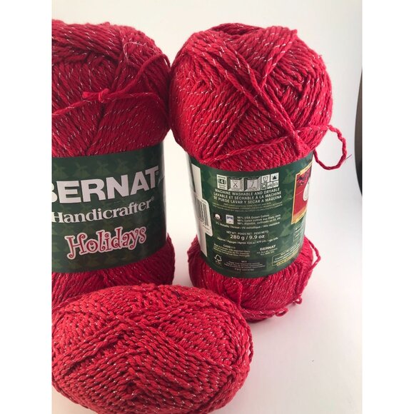 LOT OF 2 Skeins: Bernat Handicrafter Holidays 2% Metalic Thread. 470 yards. RED. - Picture 2 of 3